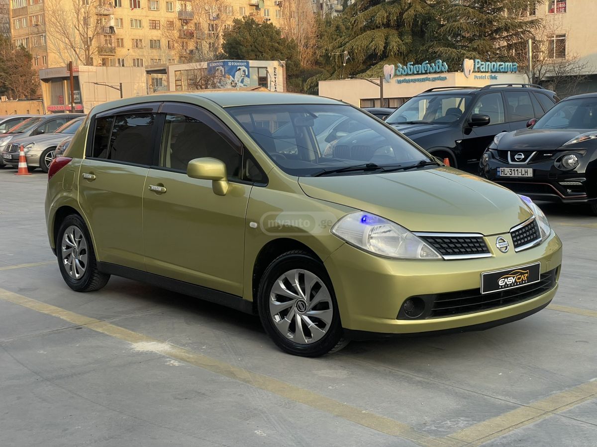 Nissan Tiida 2005 — photo 2