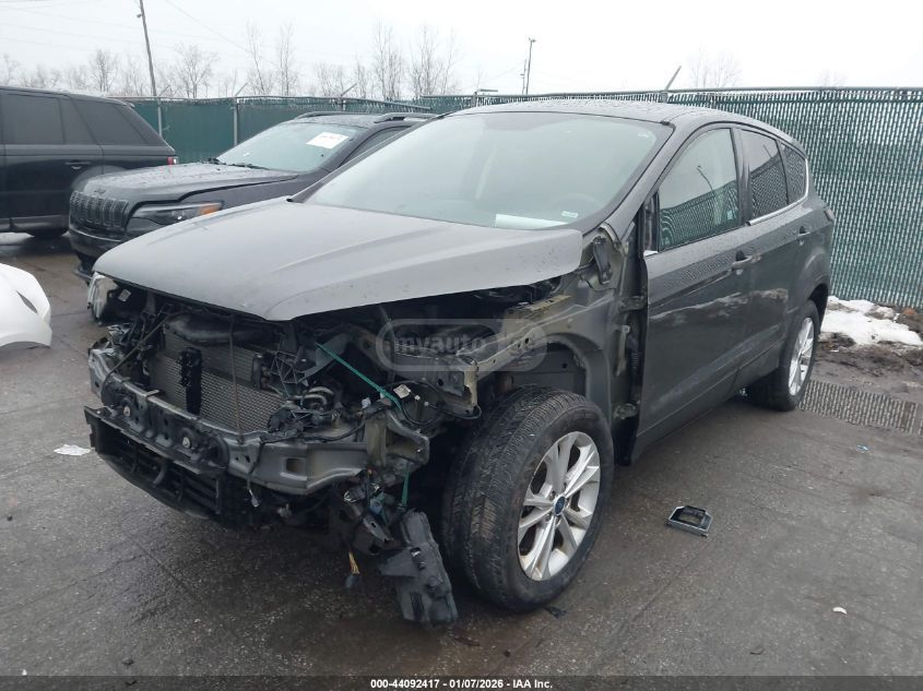 Ford Escape 2017 — photo 2