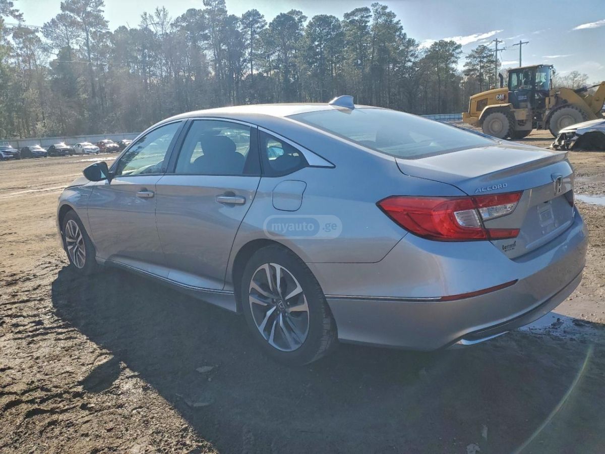 Honda Accord 2021 — photo 2