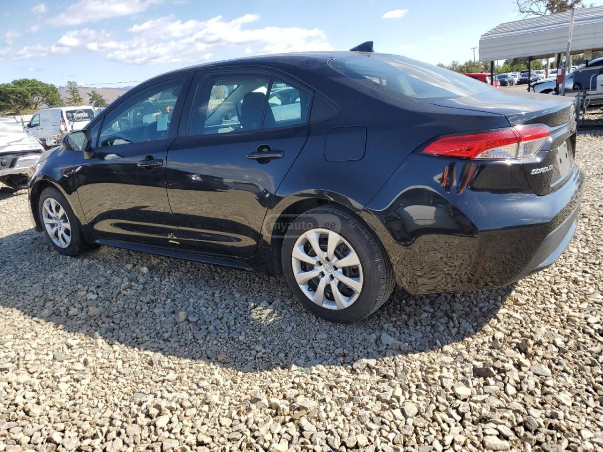 Toyota Corolla 2021 — photo 2