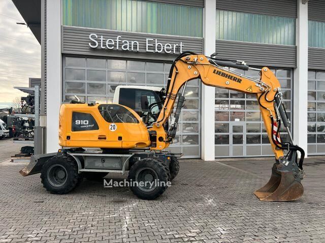Liebherr 4829