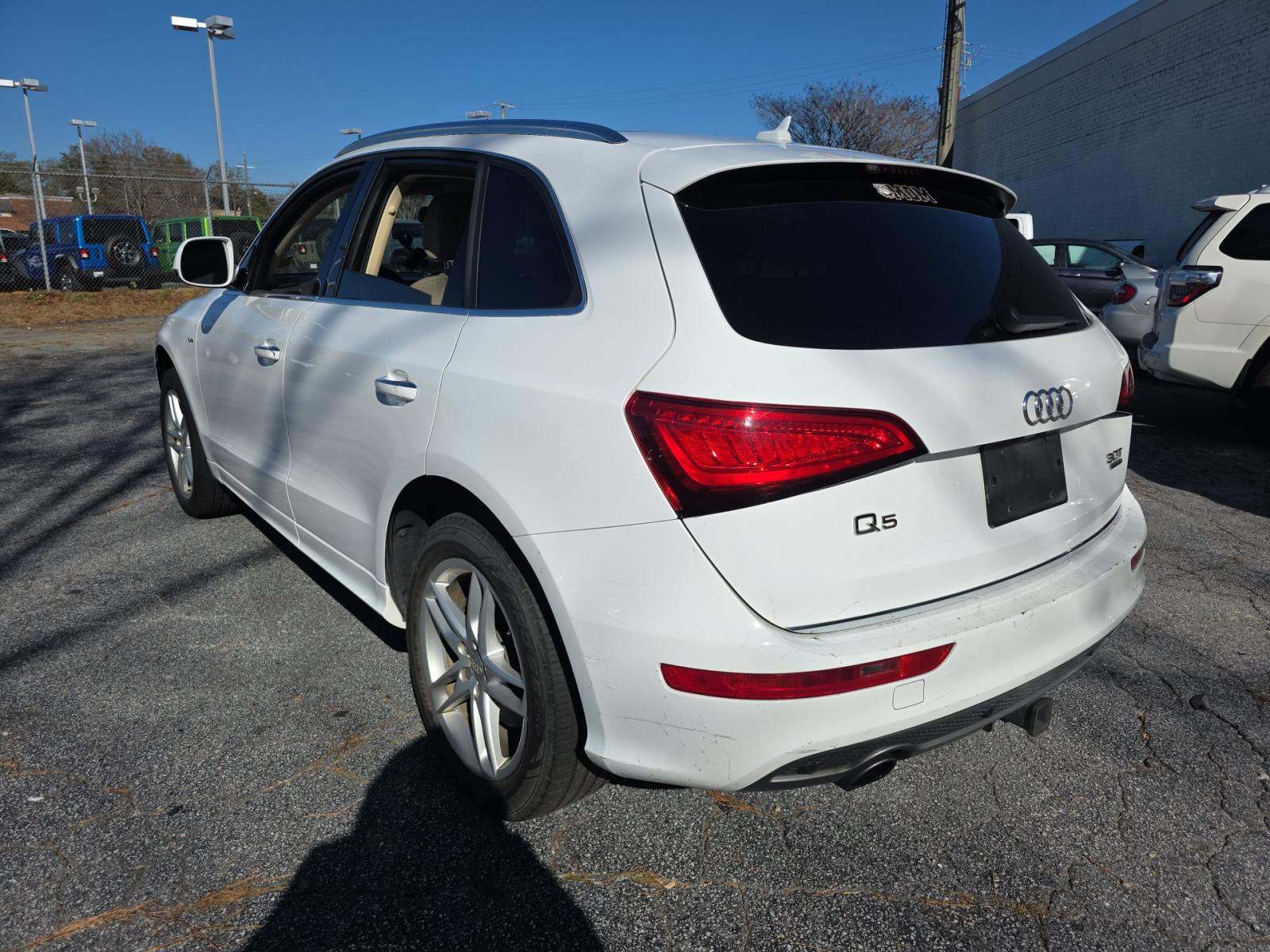 Audi Q5 2015 — photo 2