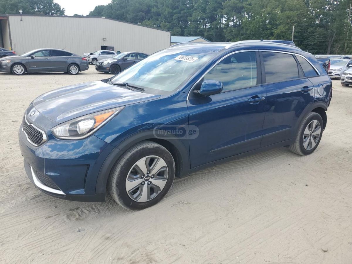 Kia Niro 2019 — photo 2