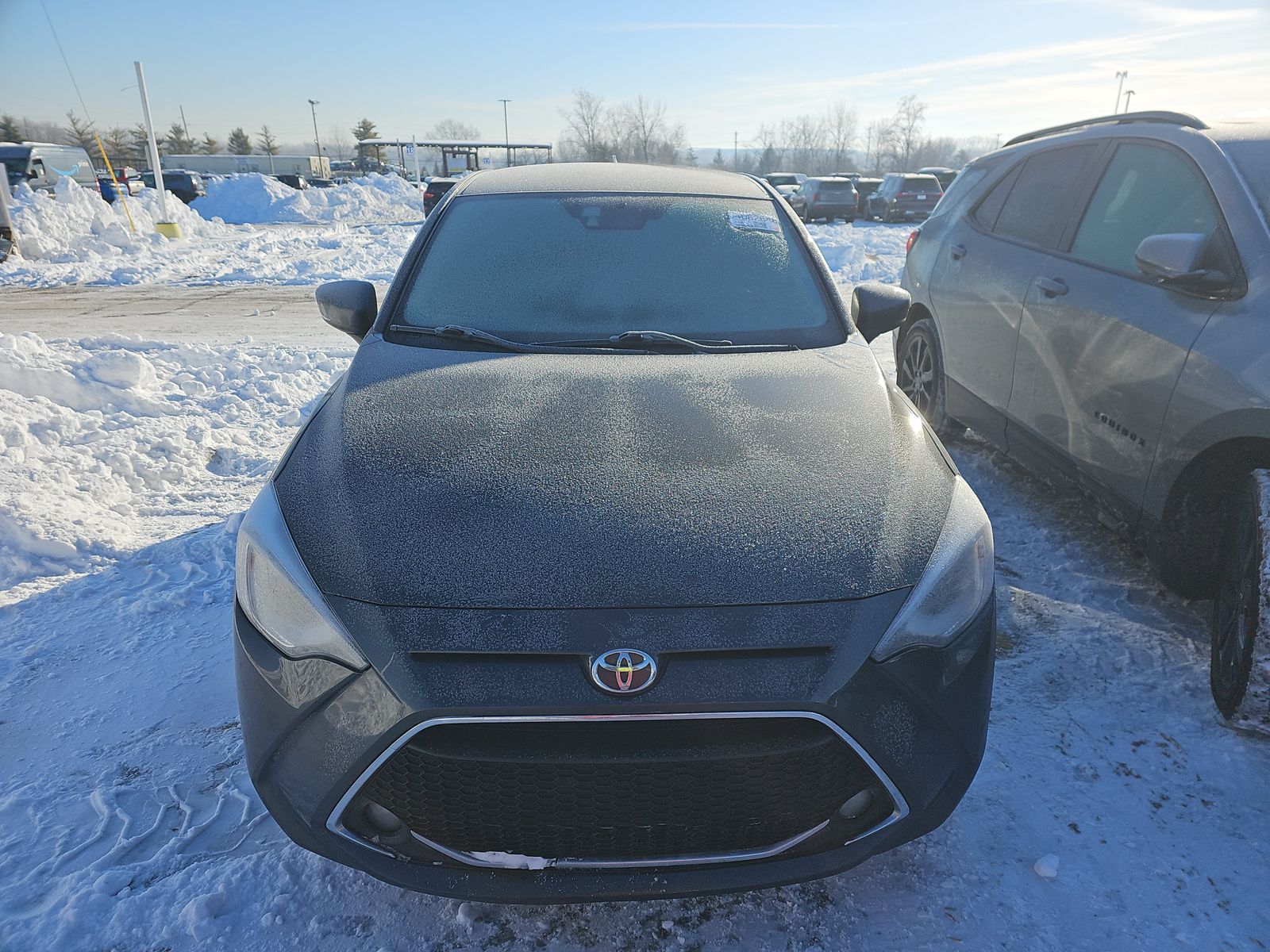 Toyota Yaris 2020 — photo 2