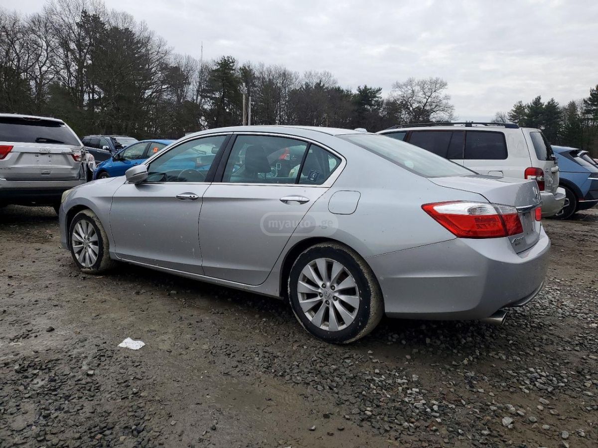 Honda Accord 2014 — photo 2