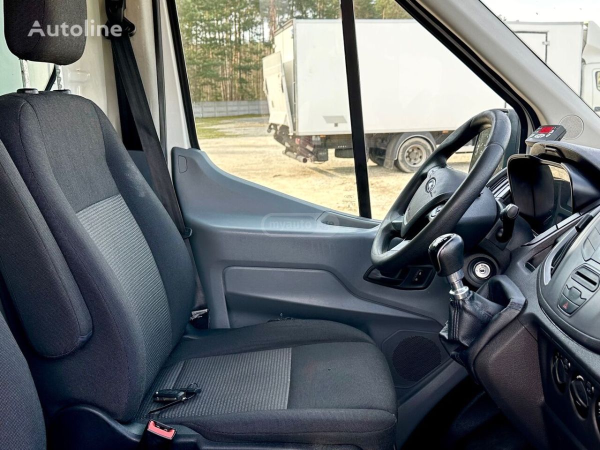 Ford Transit 2020 — photo 2