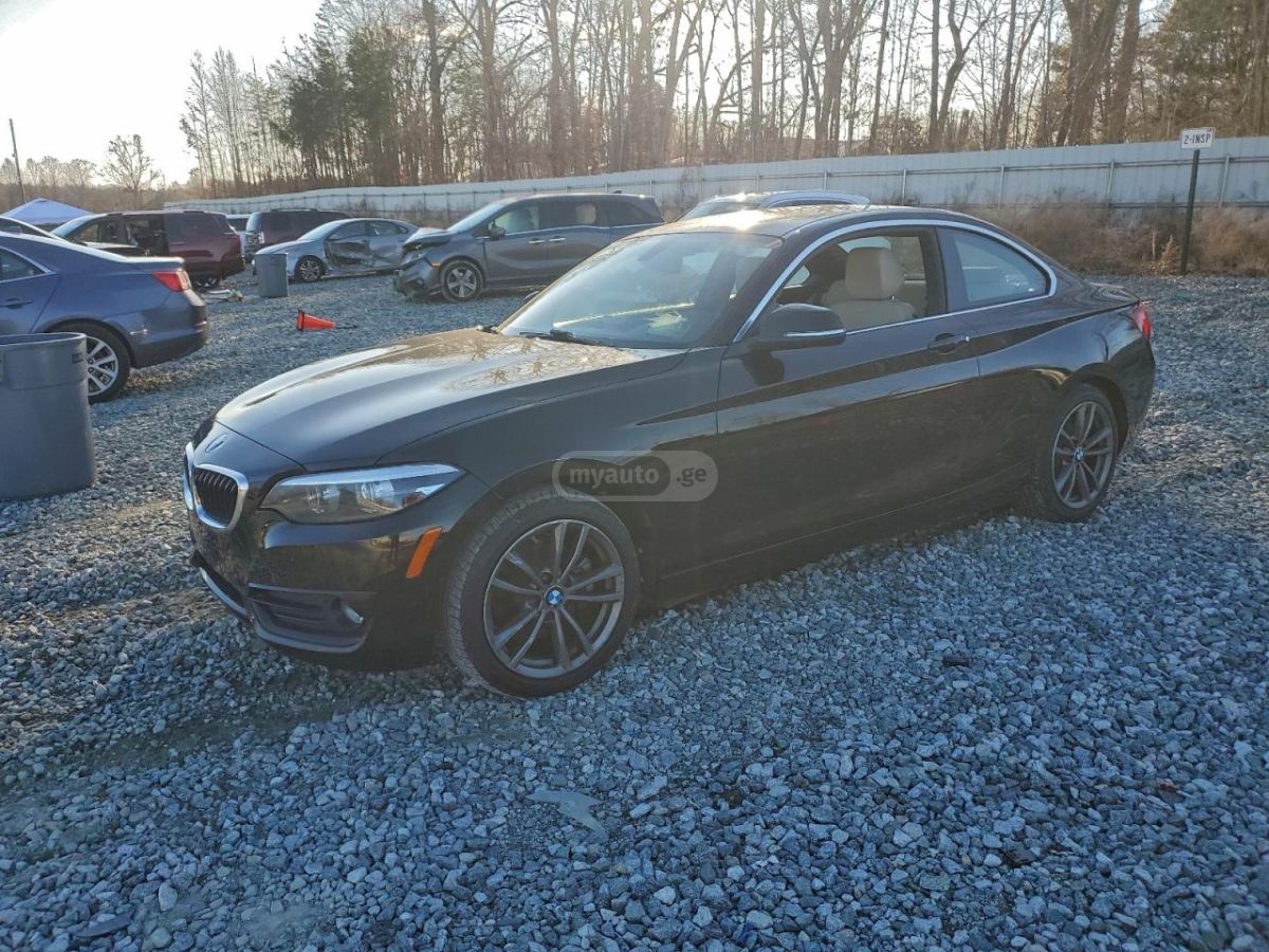BMW 230i