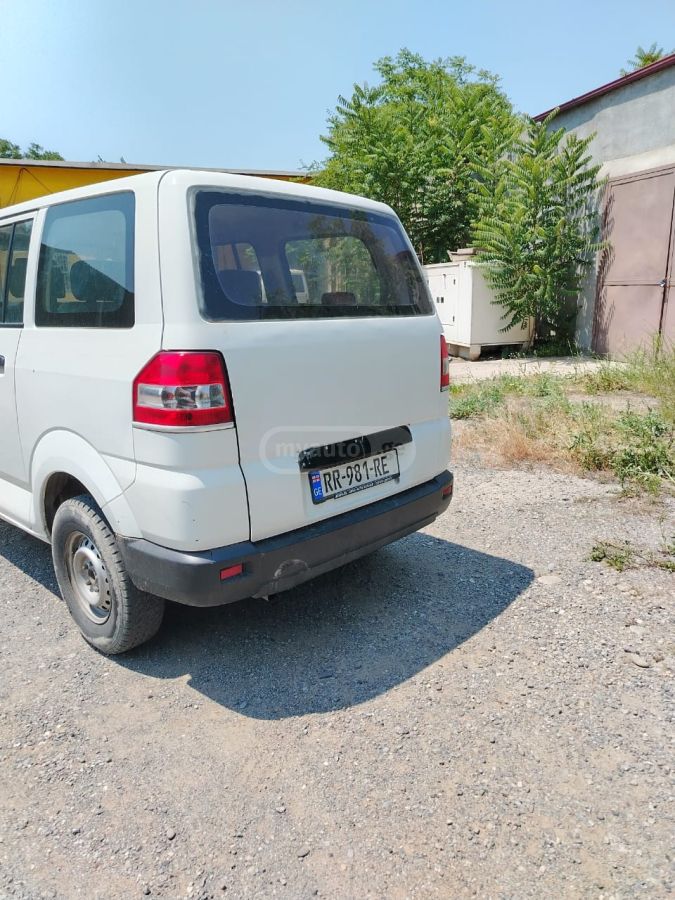 Suzuki APV 2009 — photo 2