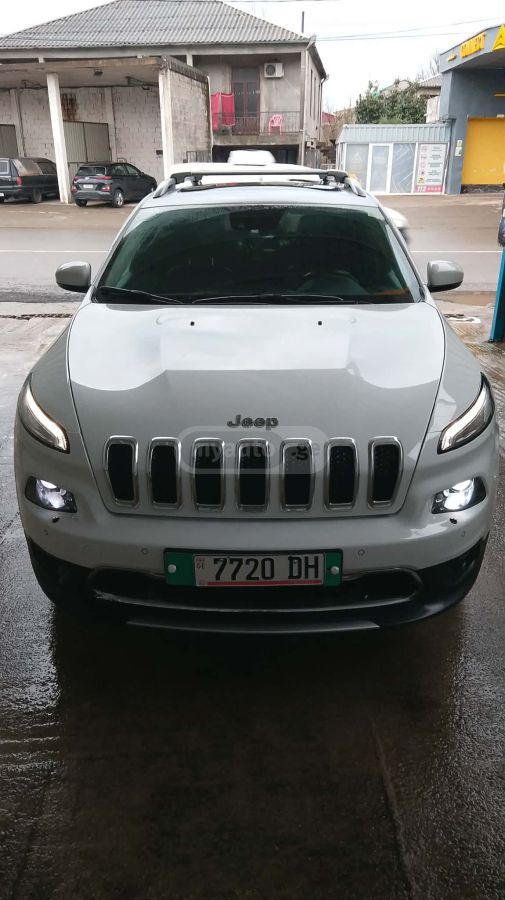 Jeep Cherokee