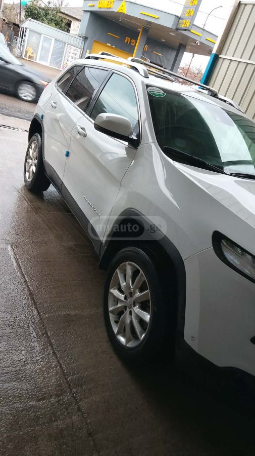 Jeep Cherokee 2015 — photo 2