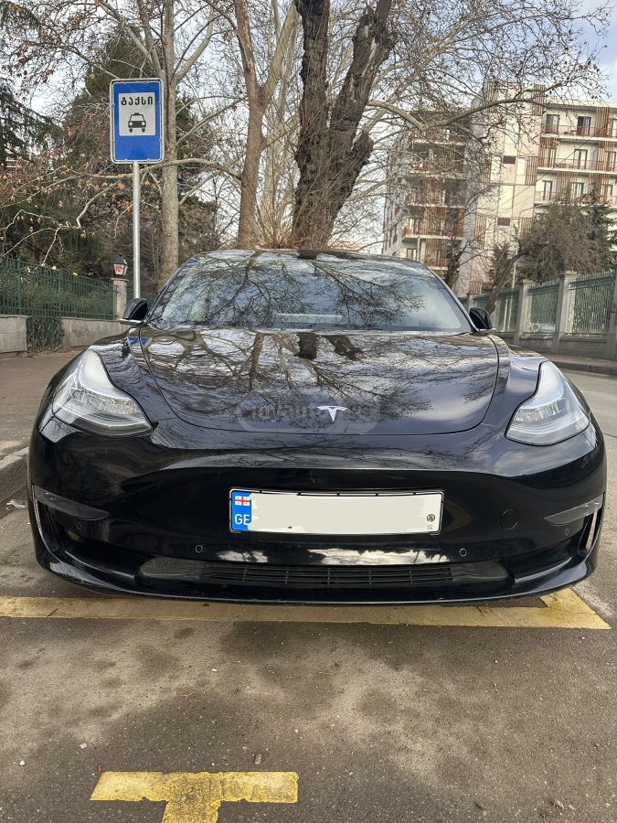 Tesla Model 3 2018 — photo 2