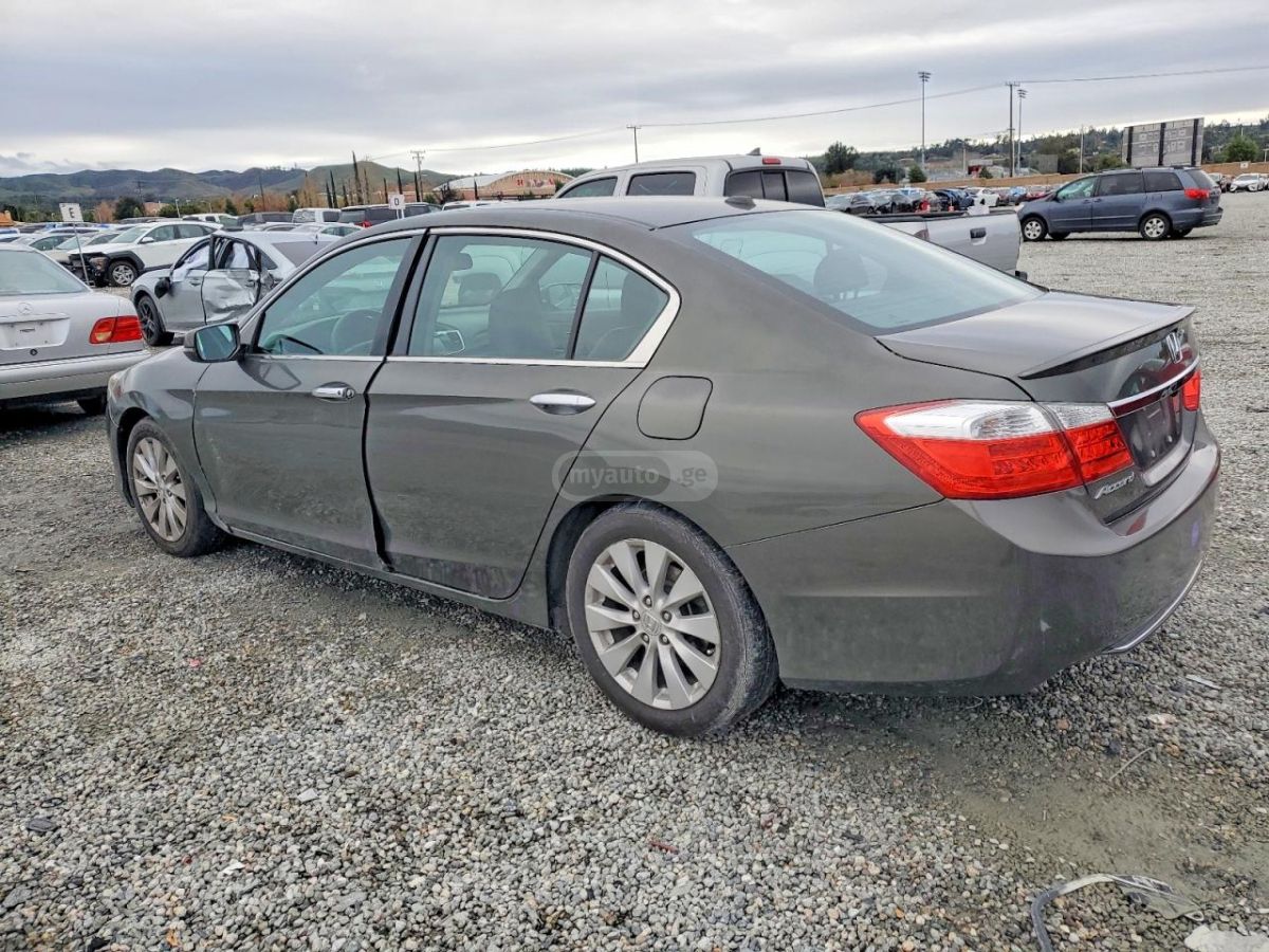 Honda Accord 2014 — photo 2