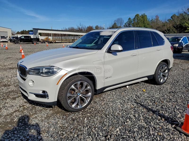 BMW X5 2016 — photo 2