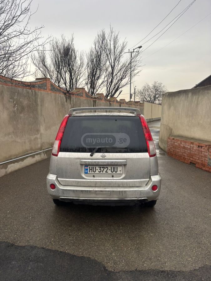Nissan X-Trail 2003 — photo 2