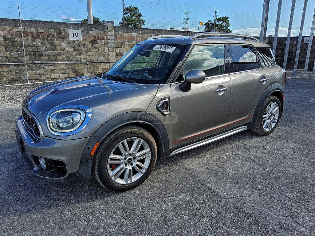 Mini Countryman 2017 — photo 2