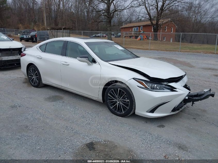 Lexus ES 300