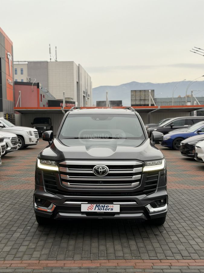 Toyota Land Cruiser 2021 — photo 2