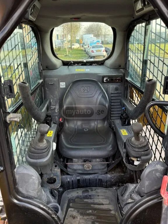 Caterpillar 120 / 120 AWD 2016 — photo 2