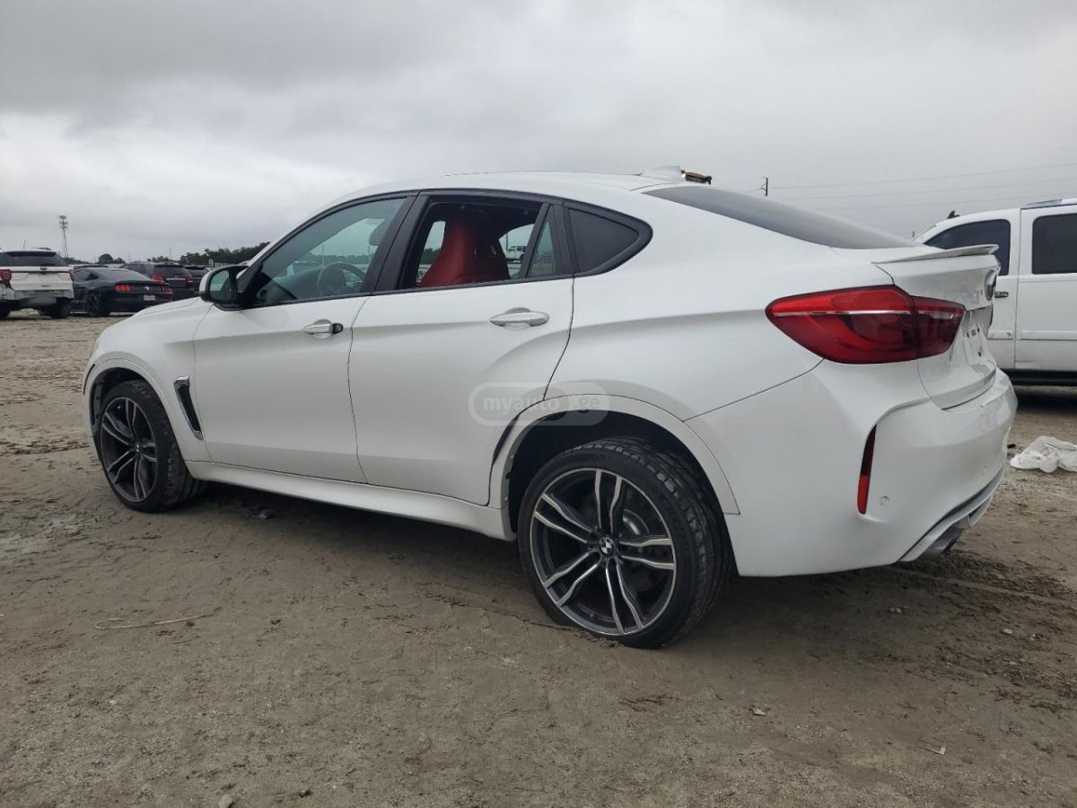 BMW X6 2016 — photo 2