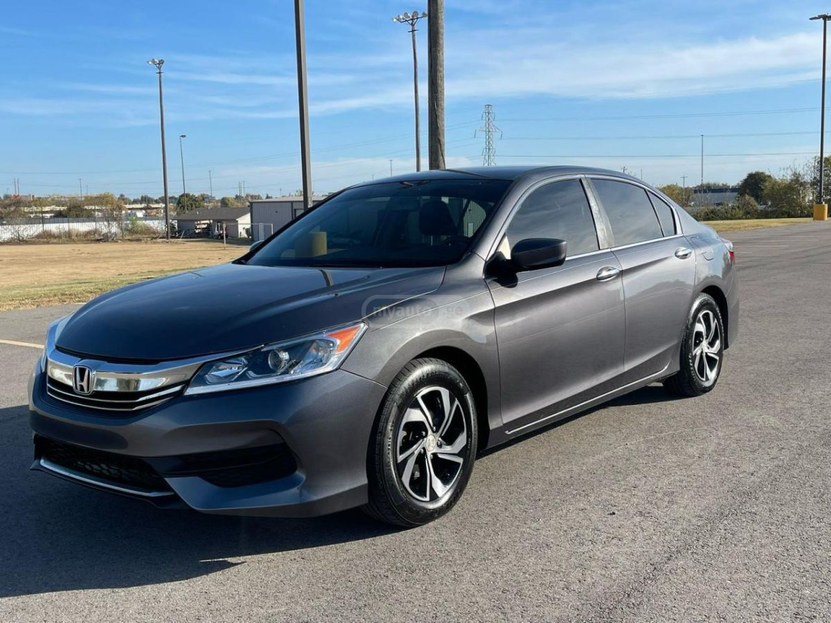 Honda Accord 2017 — photo 2
