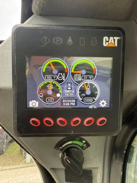 Caterpillar 120 / 120 AWD 2017 — photo 2