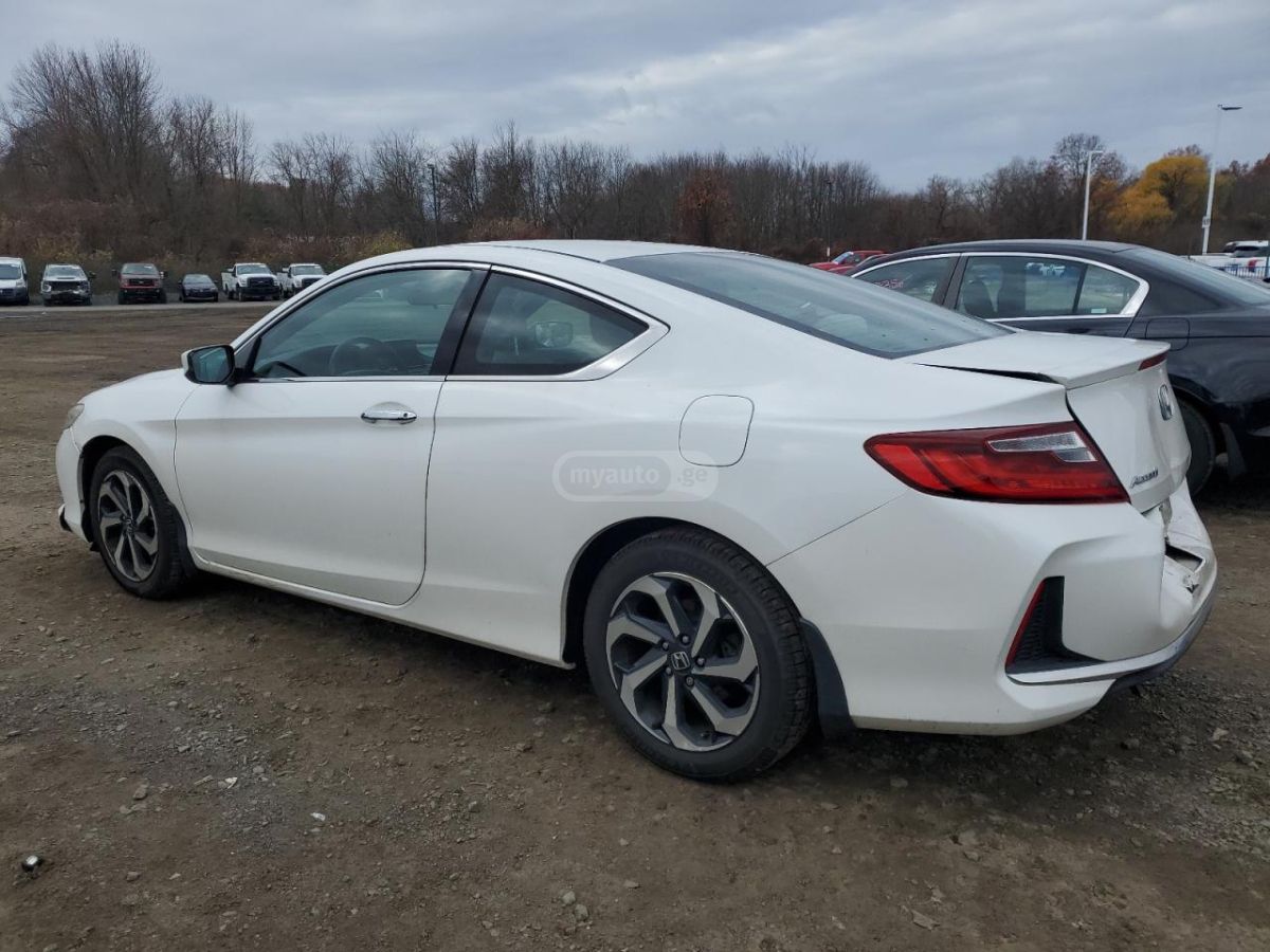 Honda Accord 2016 — photo 2