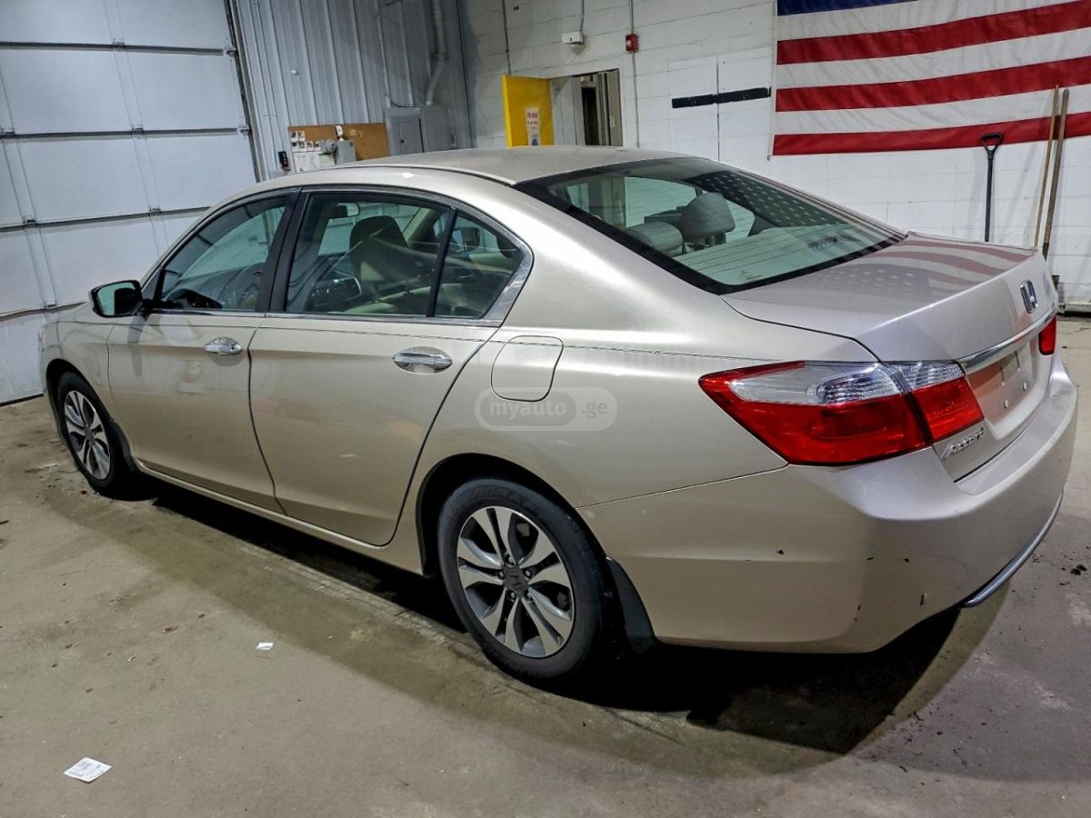 Honda Accord 2015 — photo 2