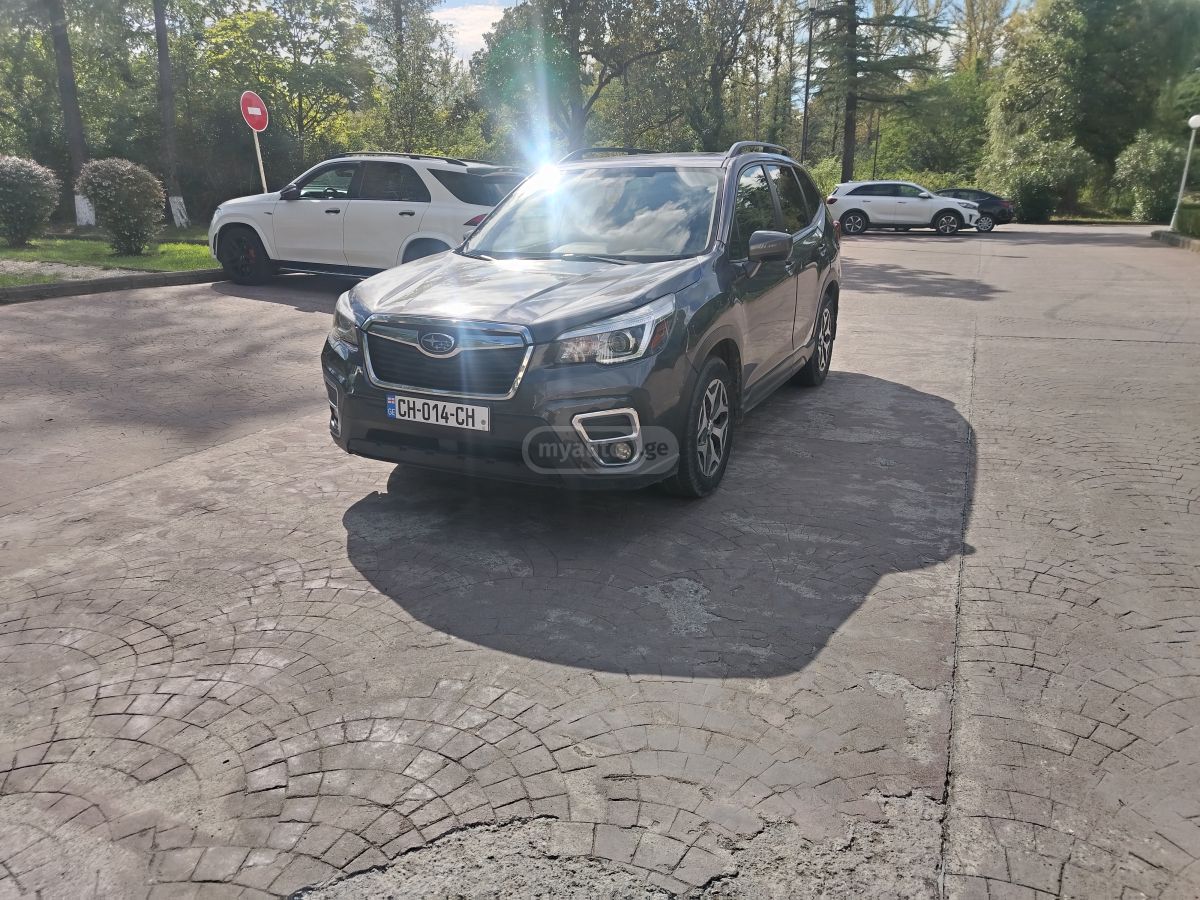 Subaru Forester 2020 — photo 2