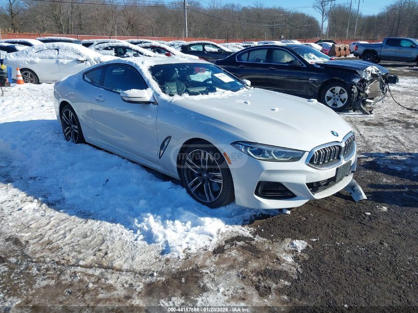 BMW 840