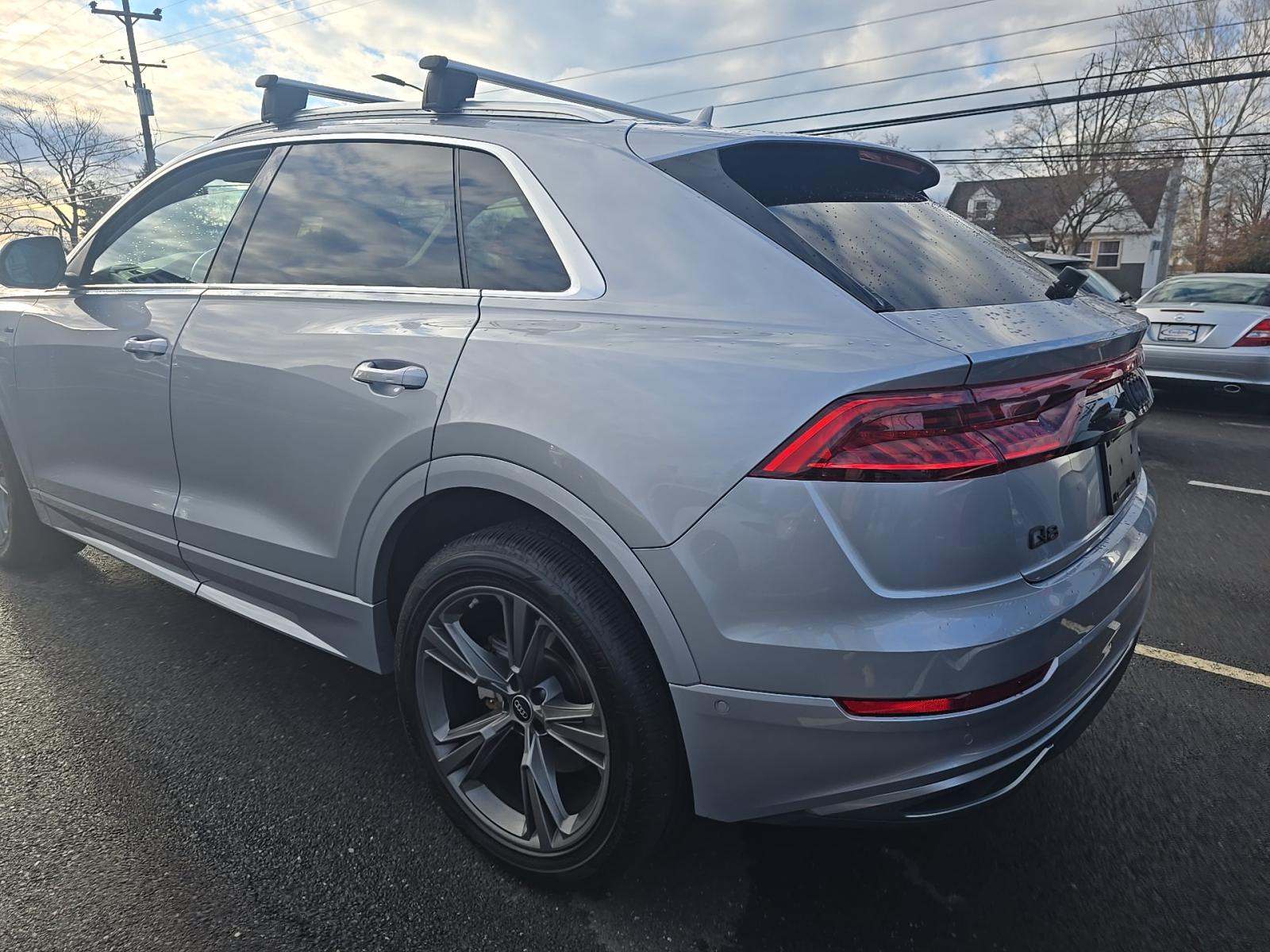 Audi Q8 2022 — photo 2