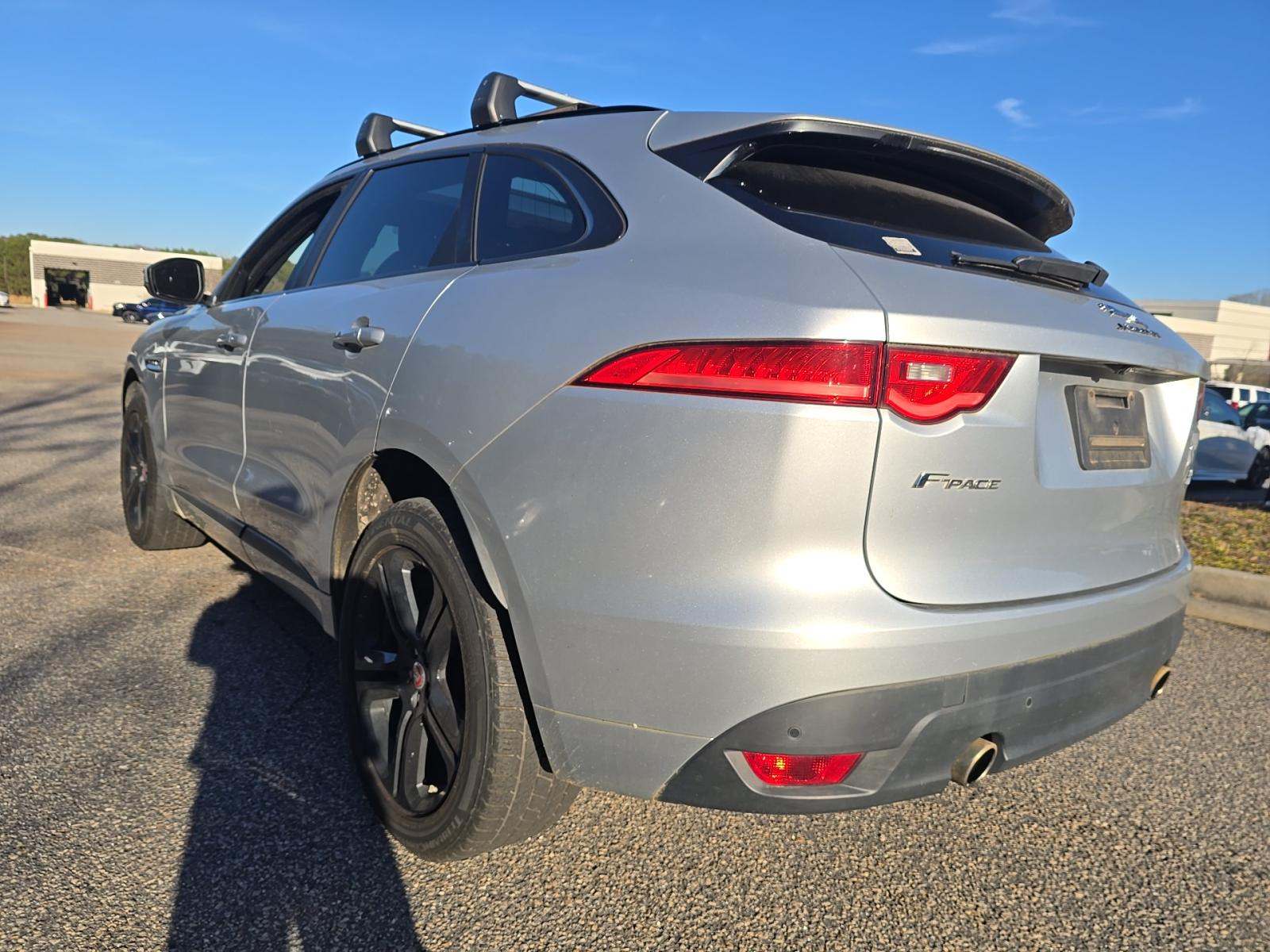 Jaguar F-Pace 2017 — photo 2