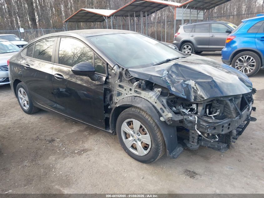 Chevrolet Cruze 2018 — photo 2