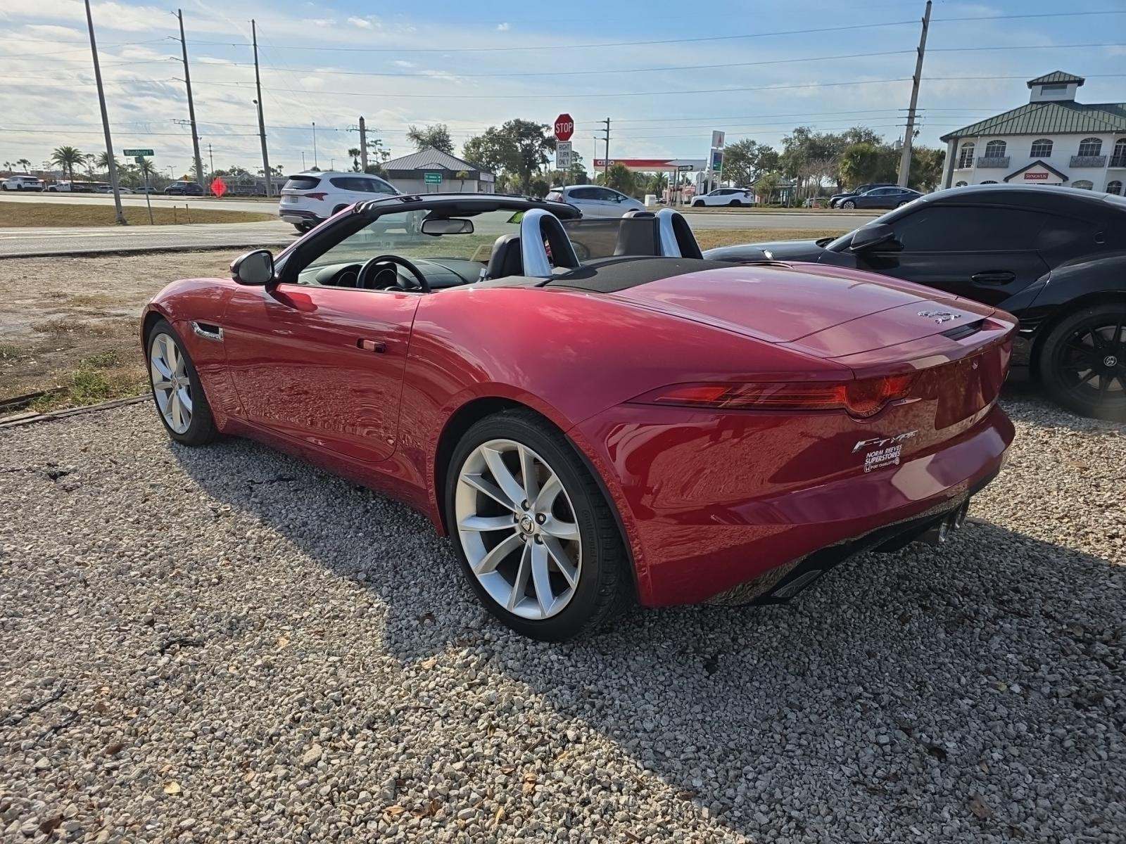 Jaguar F-TYPE 2014 — photo 2