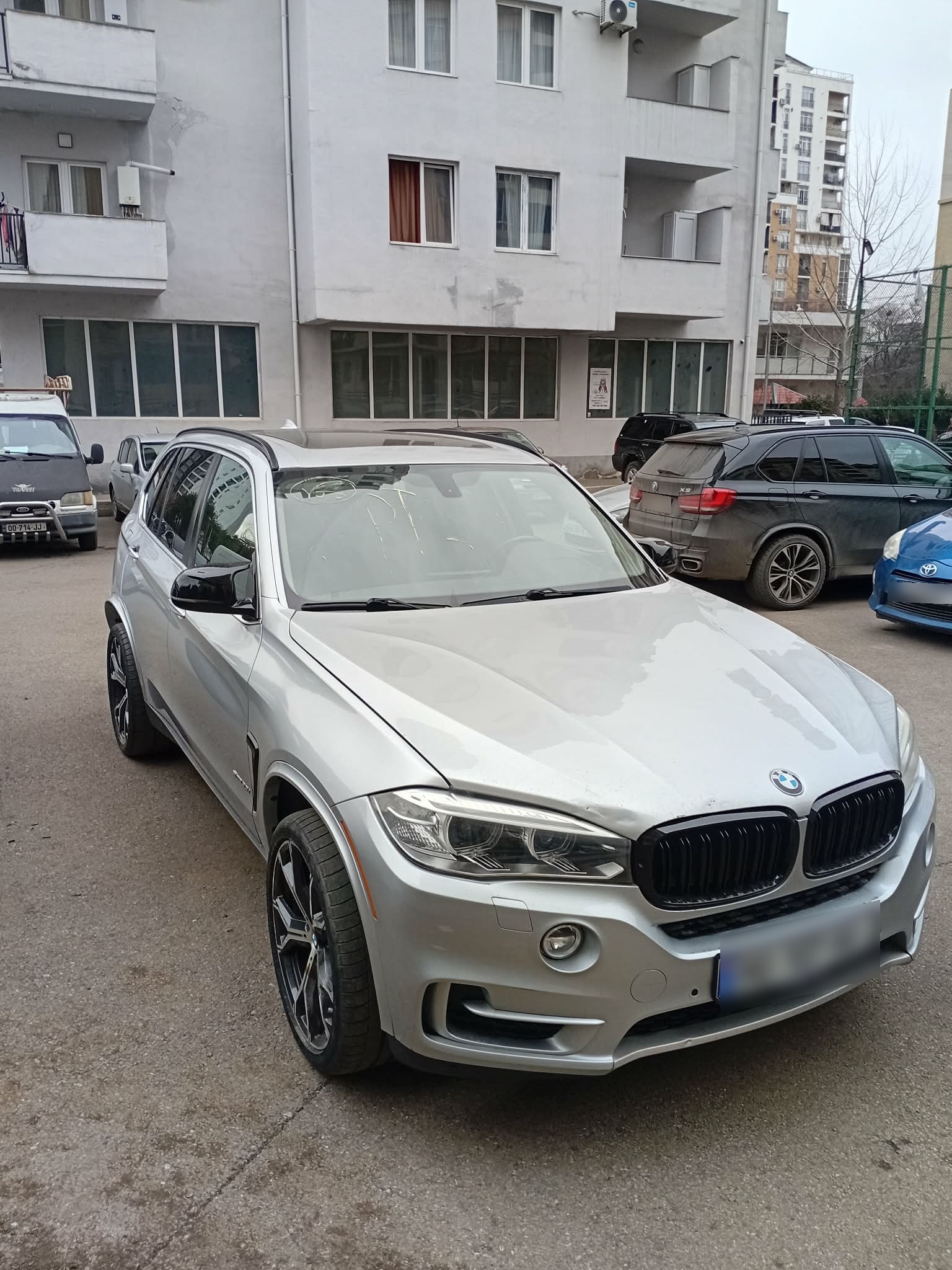 BMW X5 2016 — photo 2