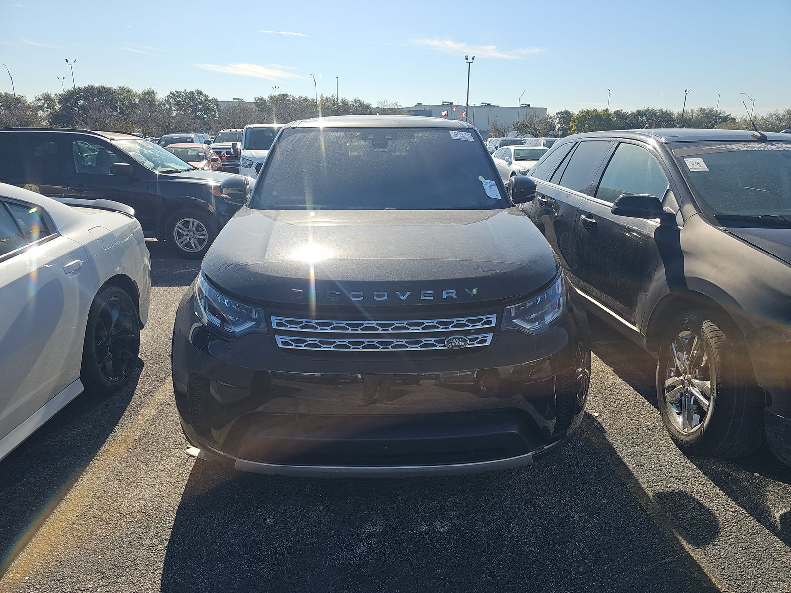 Land Rover Discovery 2017 — photo 2