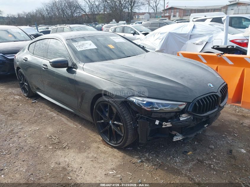 BMW 840