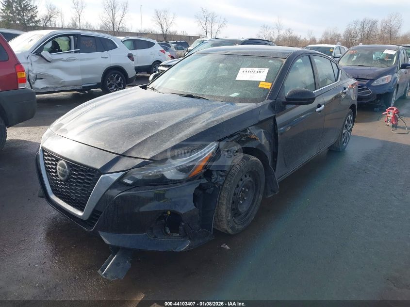 Nissan Altima 2020 — photo 2