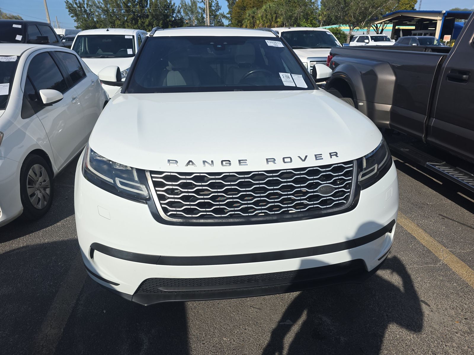 Land Rover Range Rover Velar 2018 — photo 2