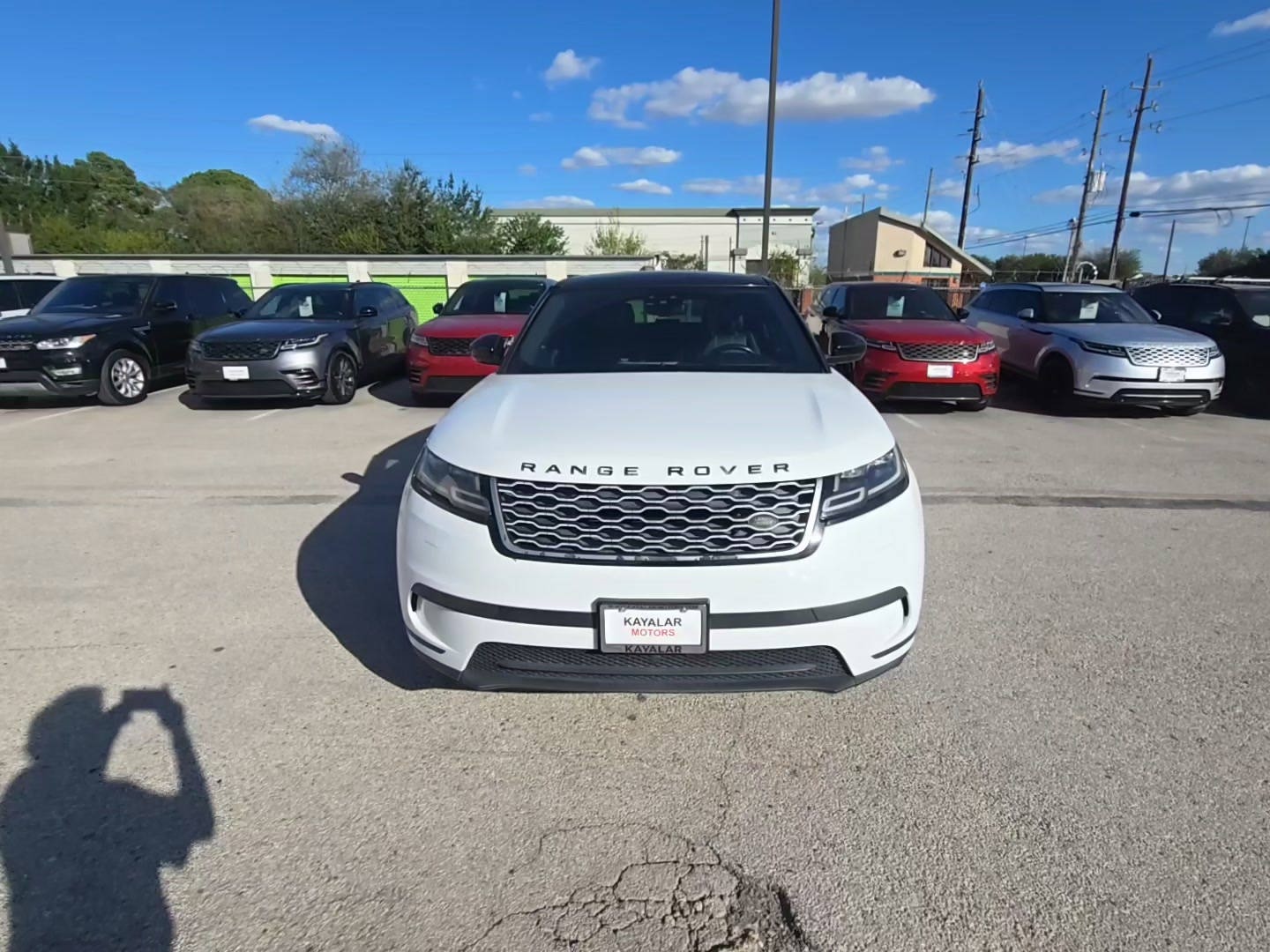 Land Rover Range Rover Velar 2018 — photo 2
