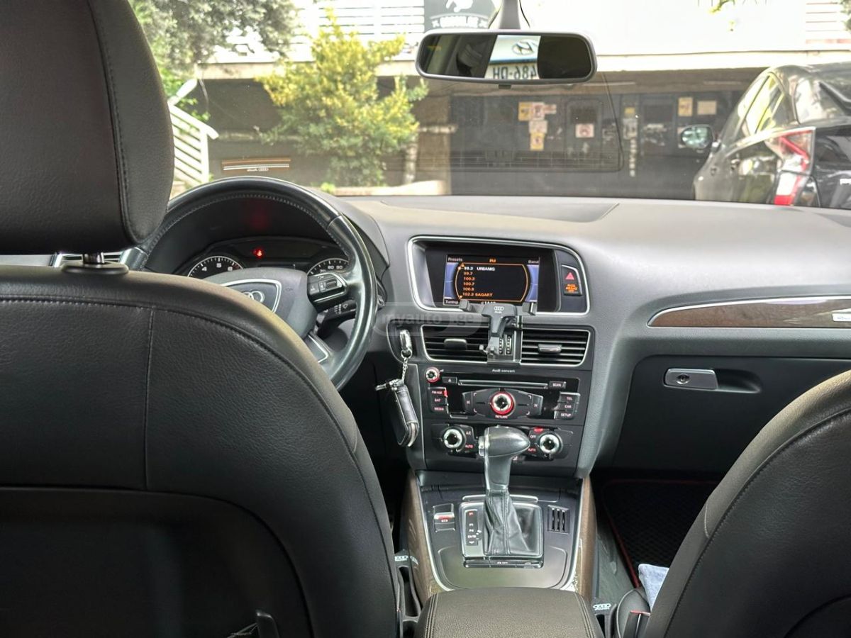 Audi Q5 2014 — photo 2