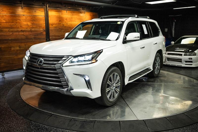 Lexus LX 570 2016 — photo 2