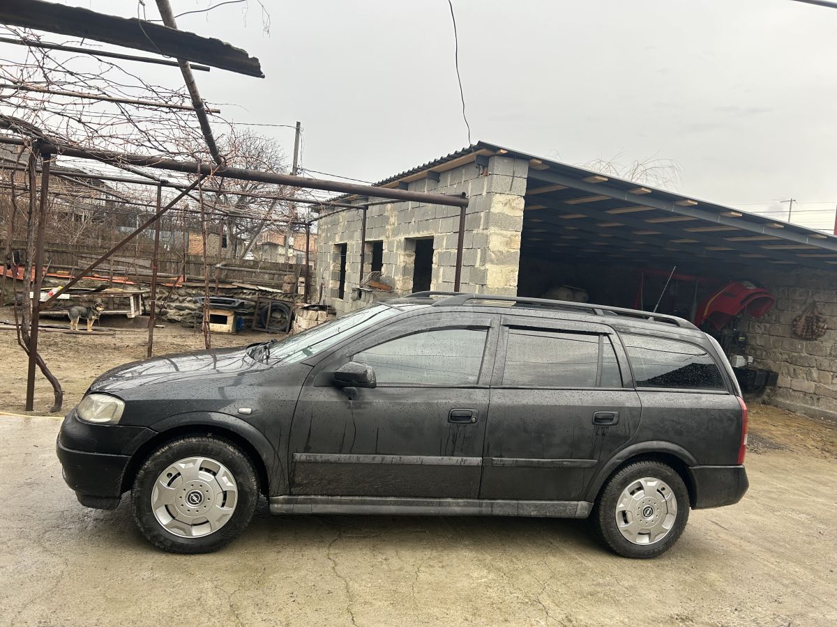 Opel Astra 2000 — photo 2