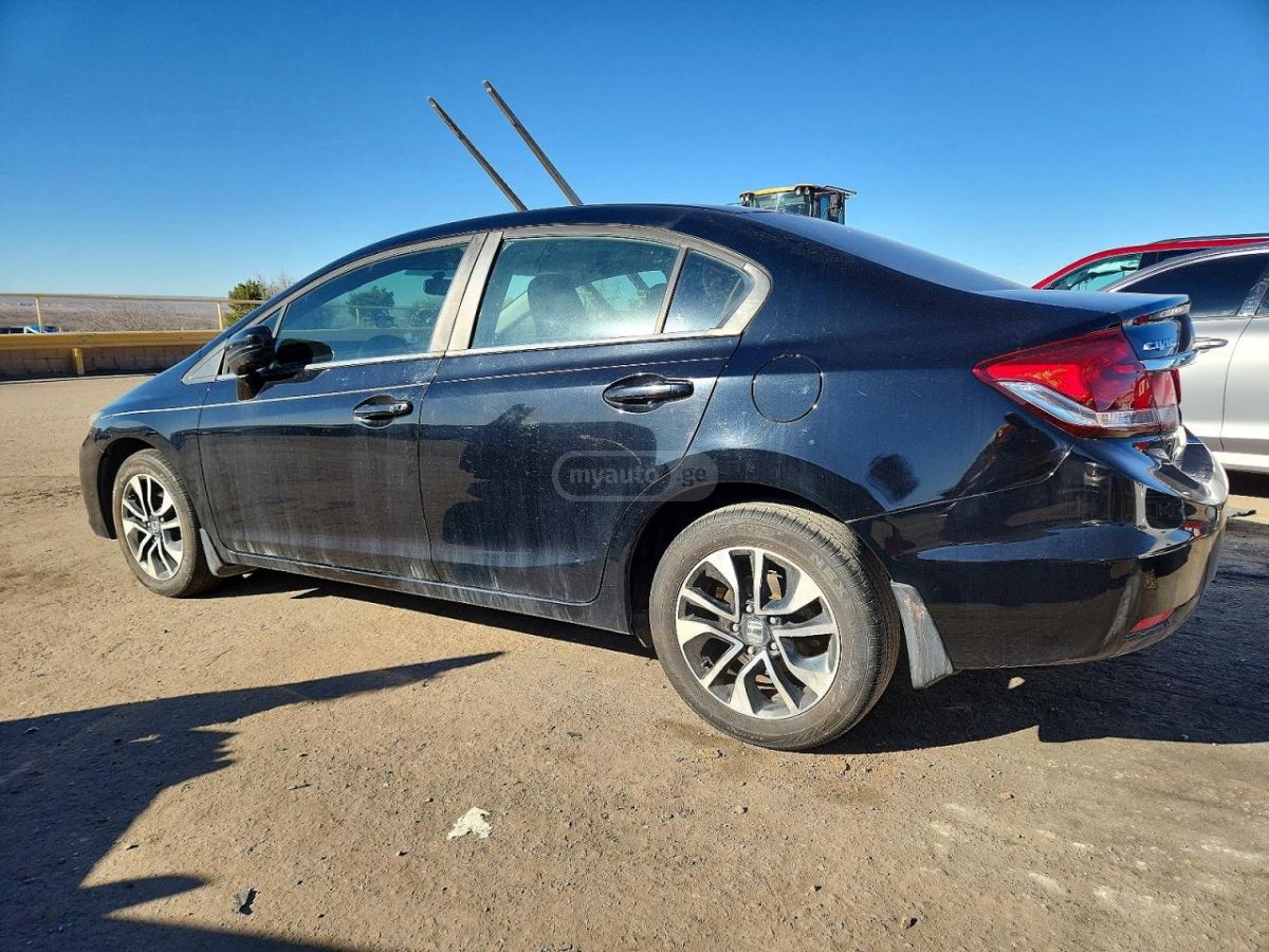 Honda Civic 2015 — photo 2