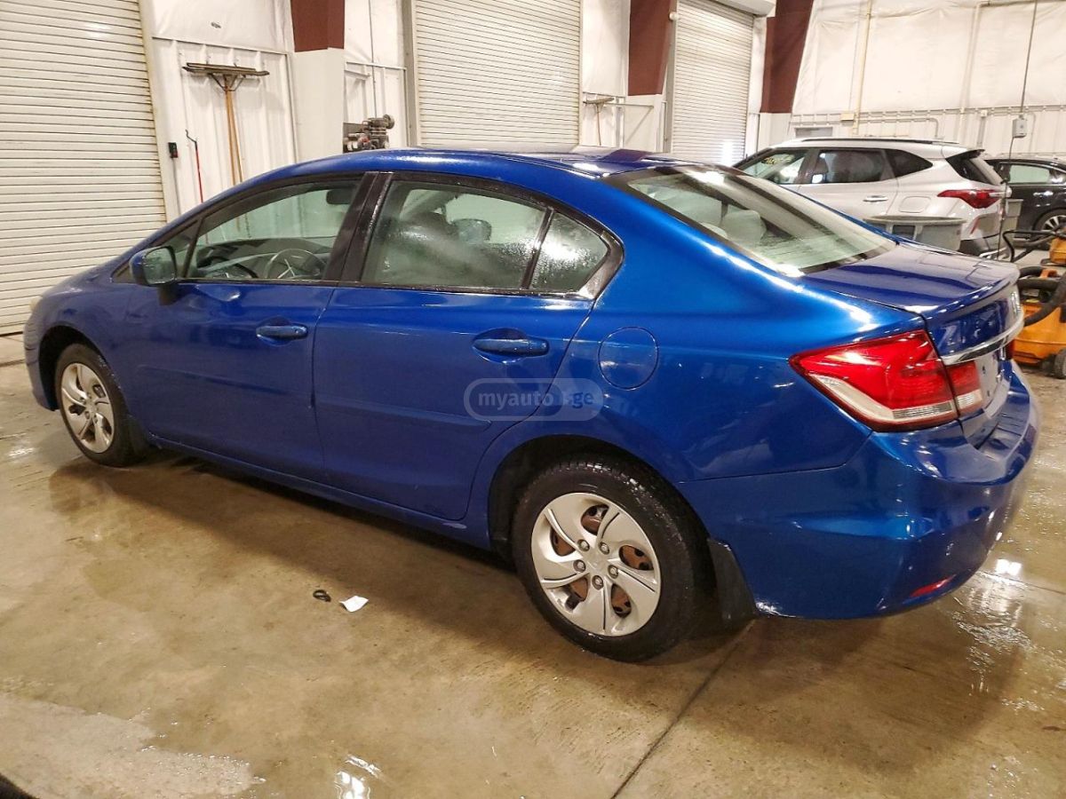 Honda Civic 2015 — photo 2