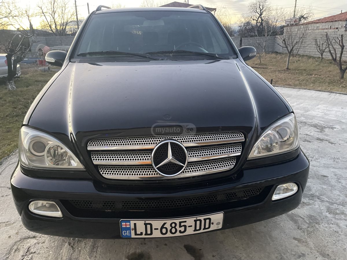 Mercedes-Benz ML 350 2003 — photo 2