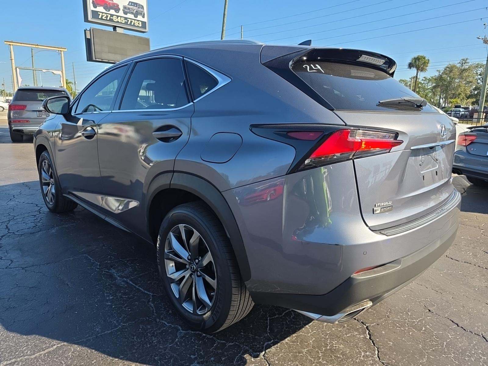 Lexus NX 200 2017 — photo 2