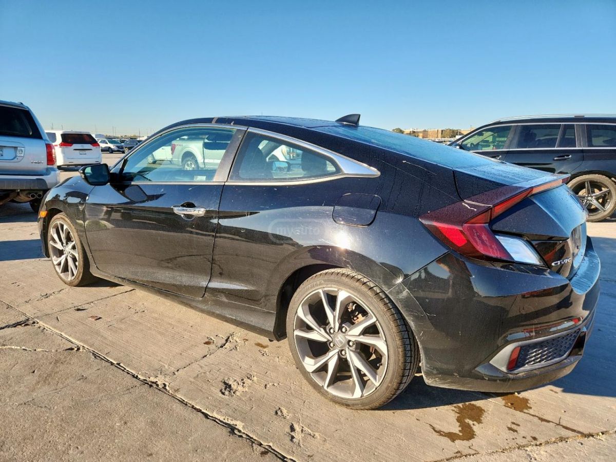 Honda Civic 2020 — photo 2