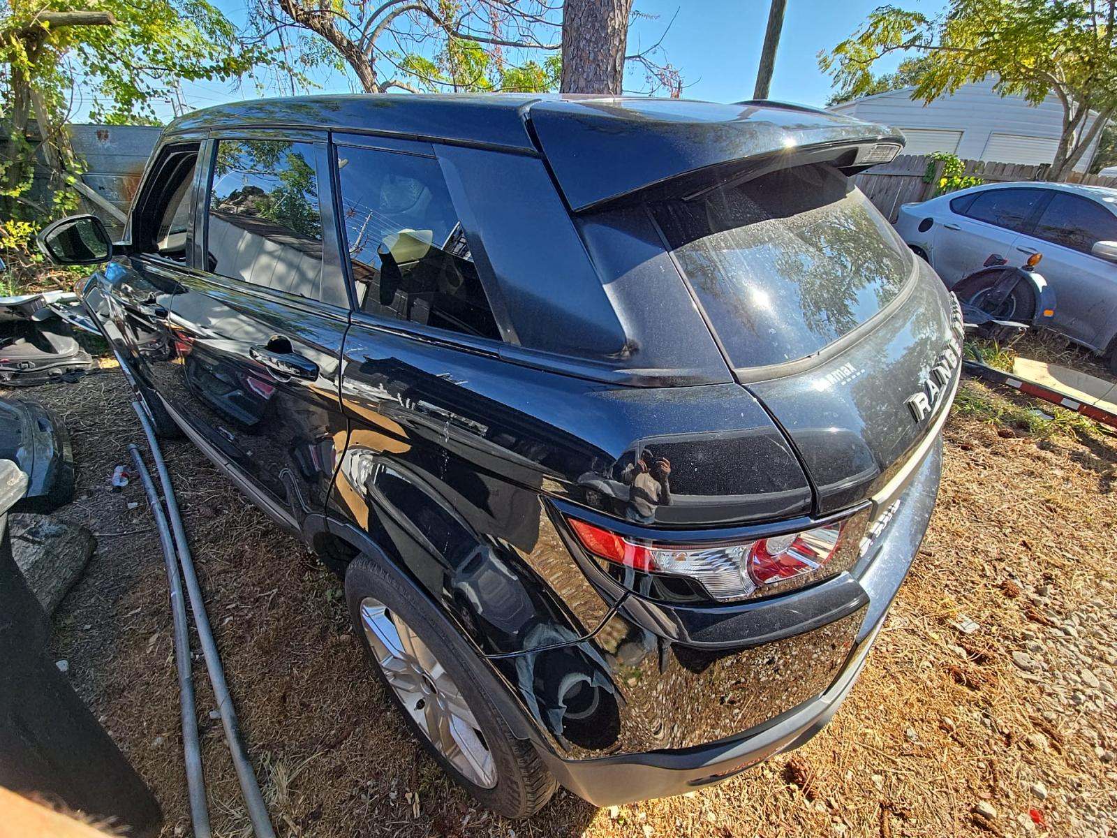 Land Rover Range Rover Evoque 2015 — photo 2