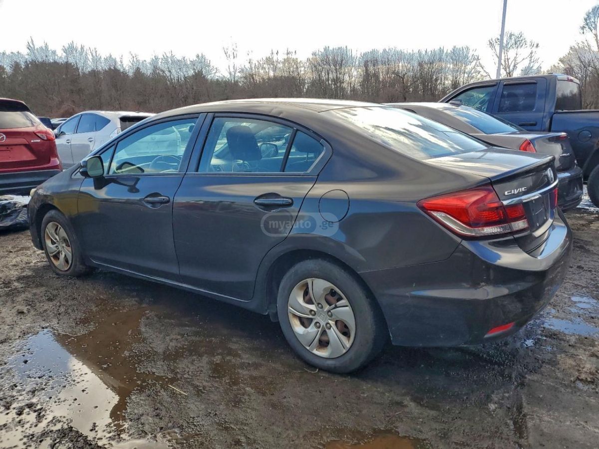 Honda Civic 2013 — photo 2