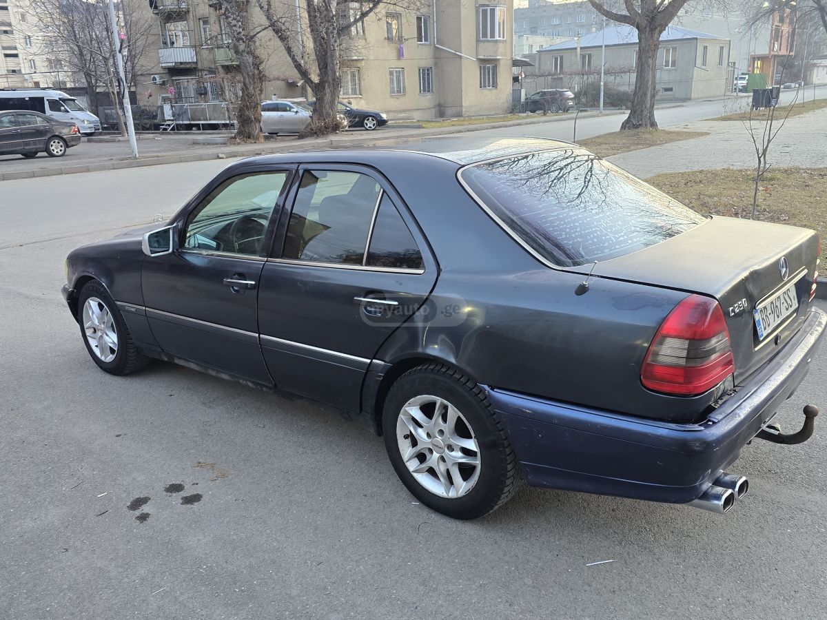 Mercedes-Benz C 230 1996 — photo 2